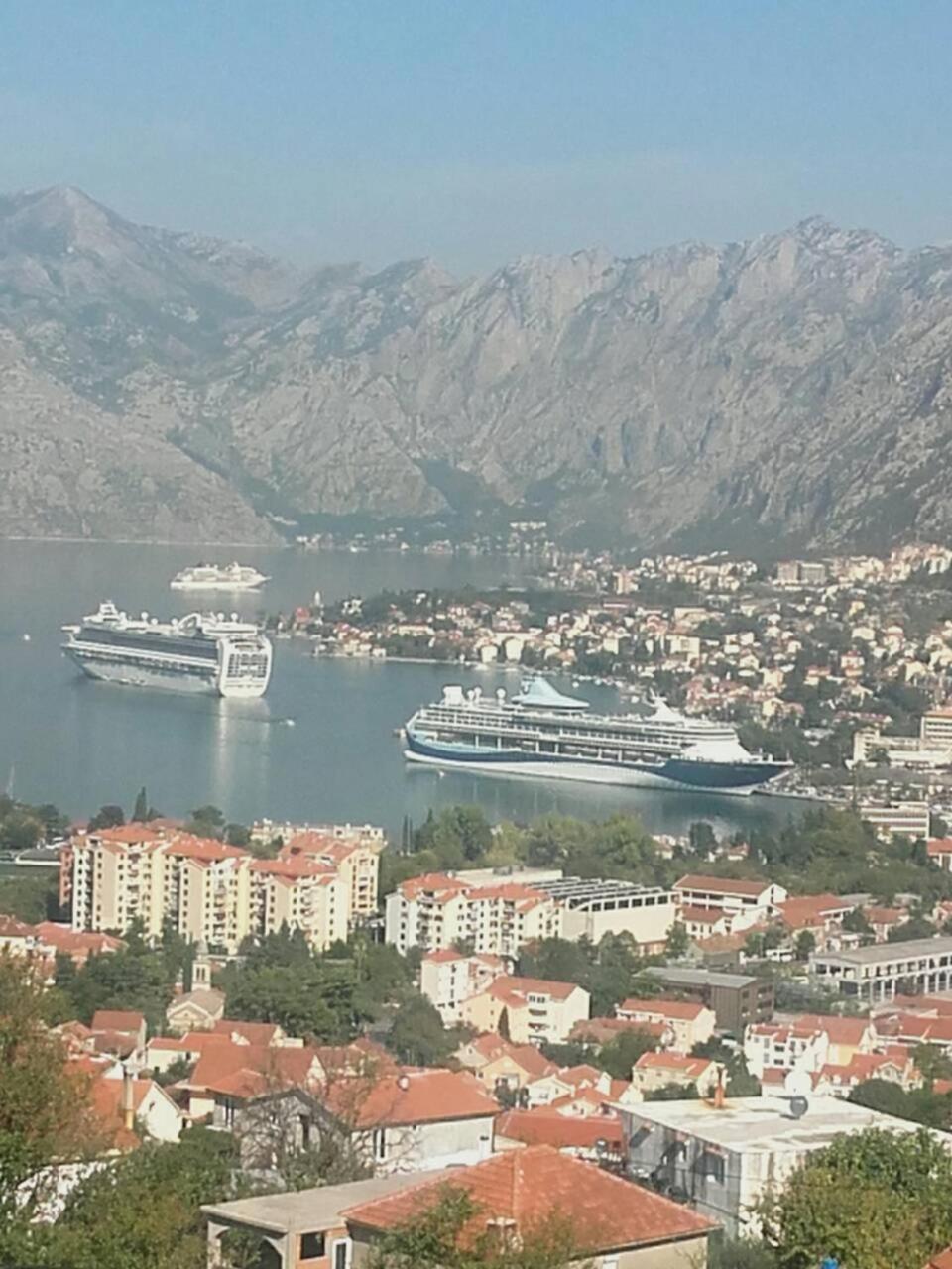 Apartamento Beautiful View Kotor Exterior foto