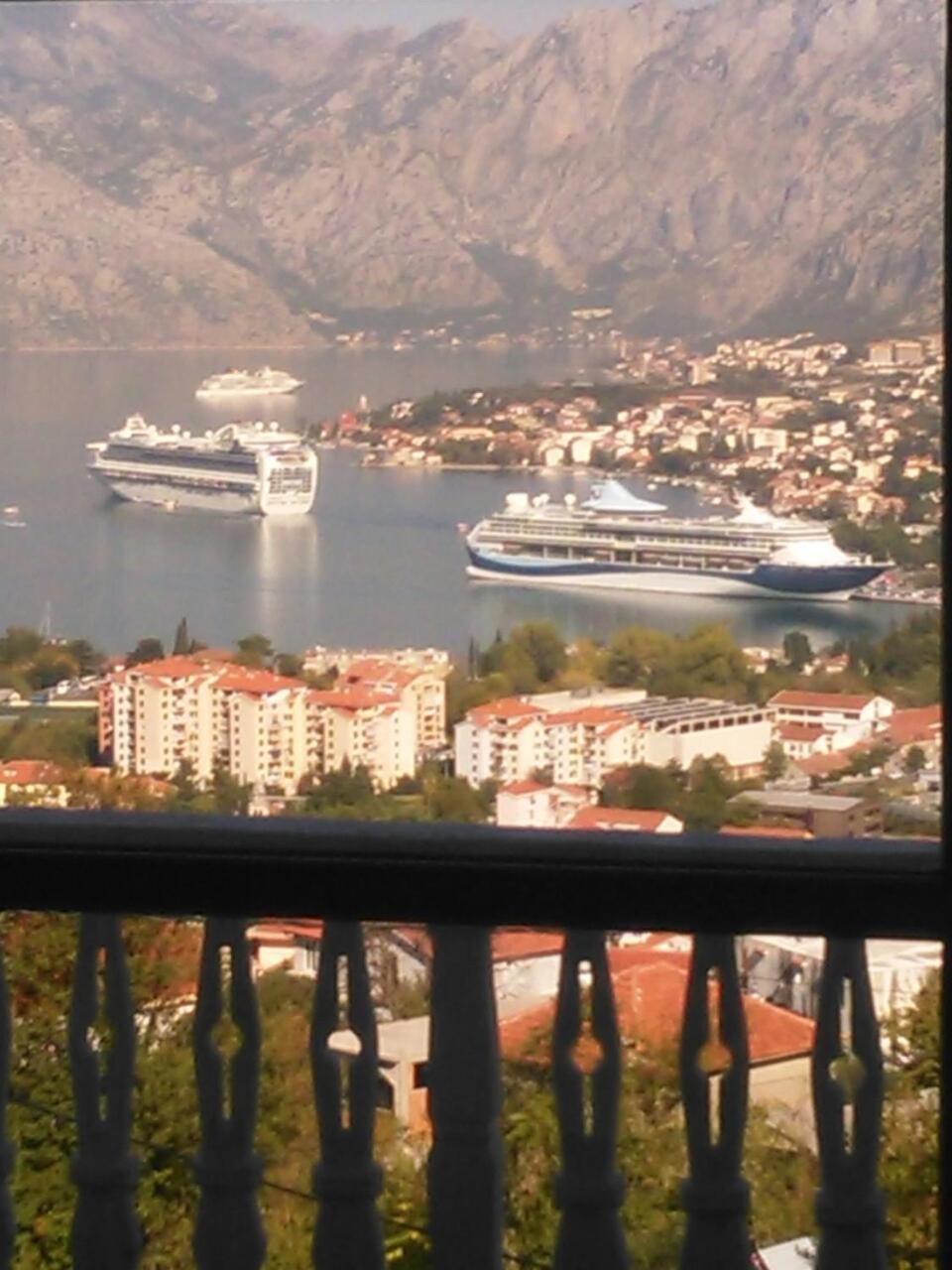 Apartamento Beautiful View Kotor Exterior foto