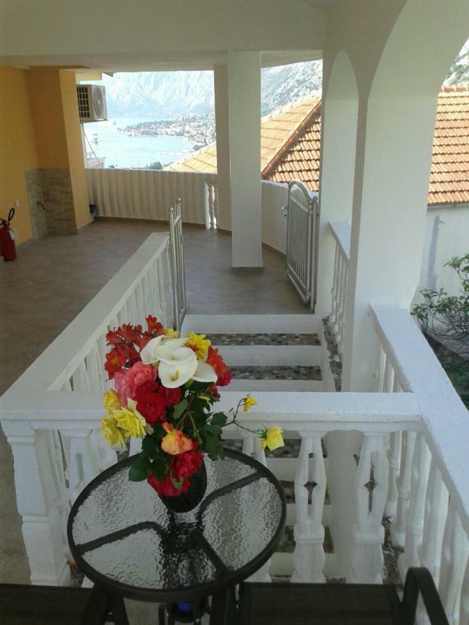 Apartamento Beautiful View Kotor Exterior foto